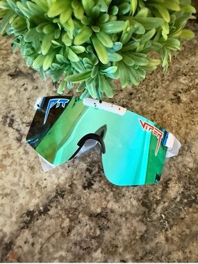 Mirrored Green Lens VR/AR Protective Visor kids 1-5y